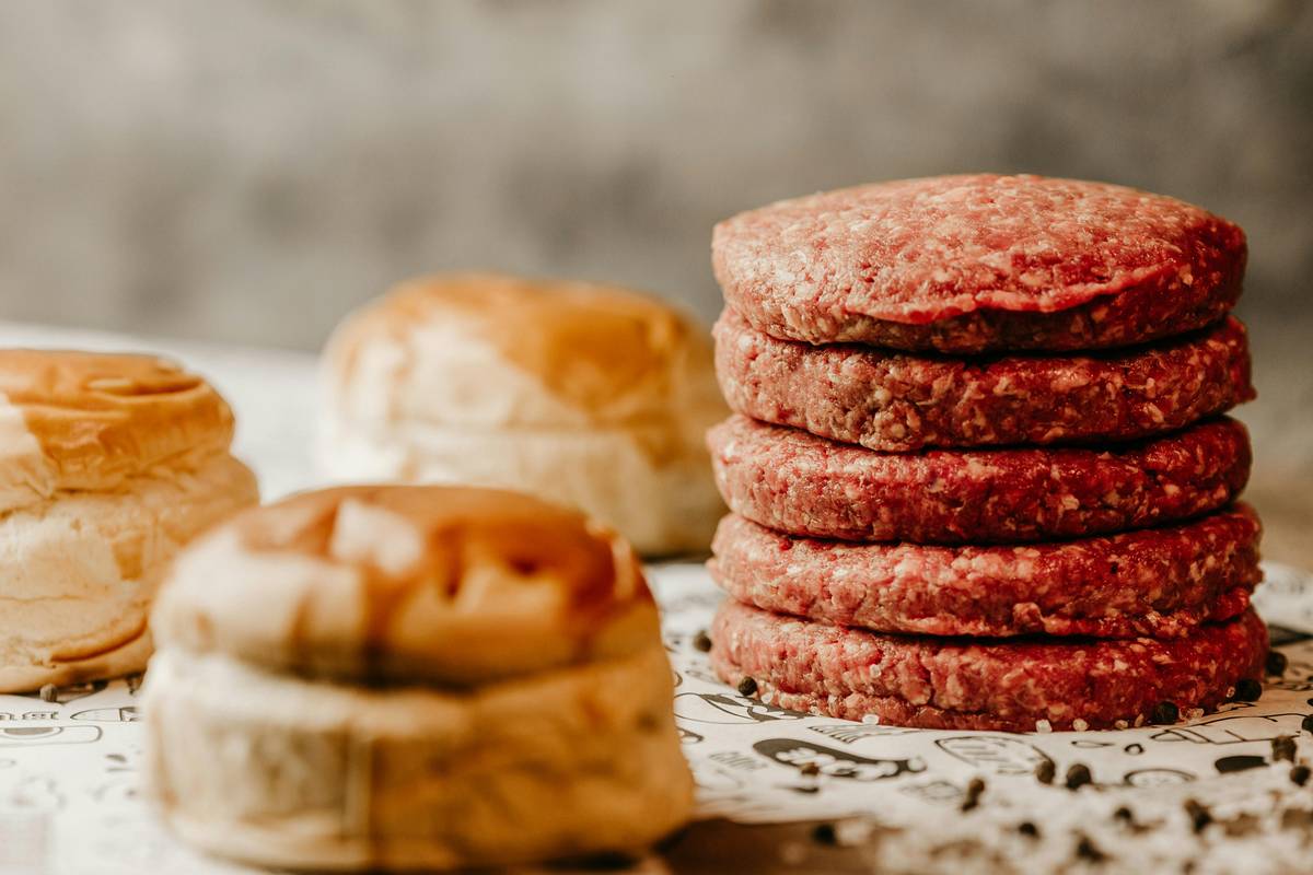 Raw Frozen Patty: The Ultimate Guide to Safe, Nutritious Meals for Your Pet